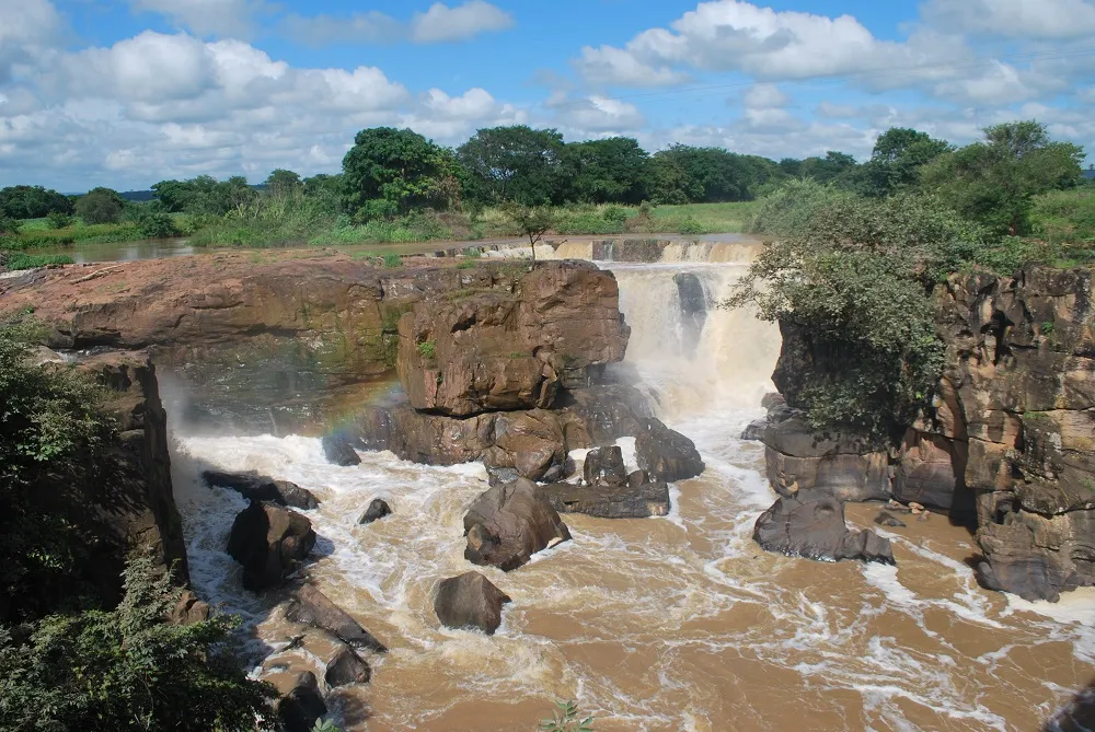 Formação rochosa da Cachoeira de Missão Velha