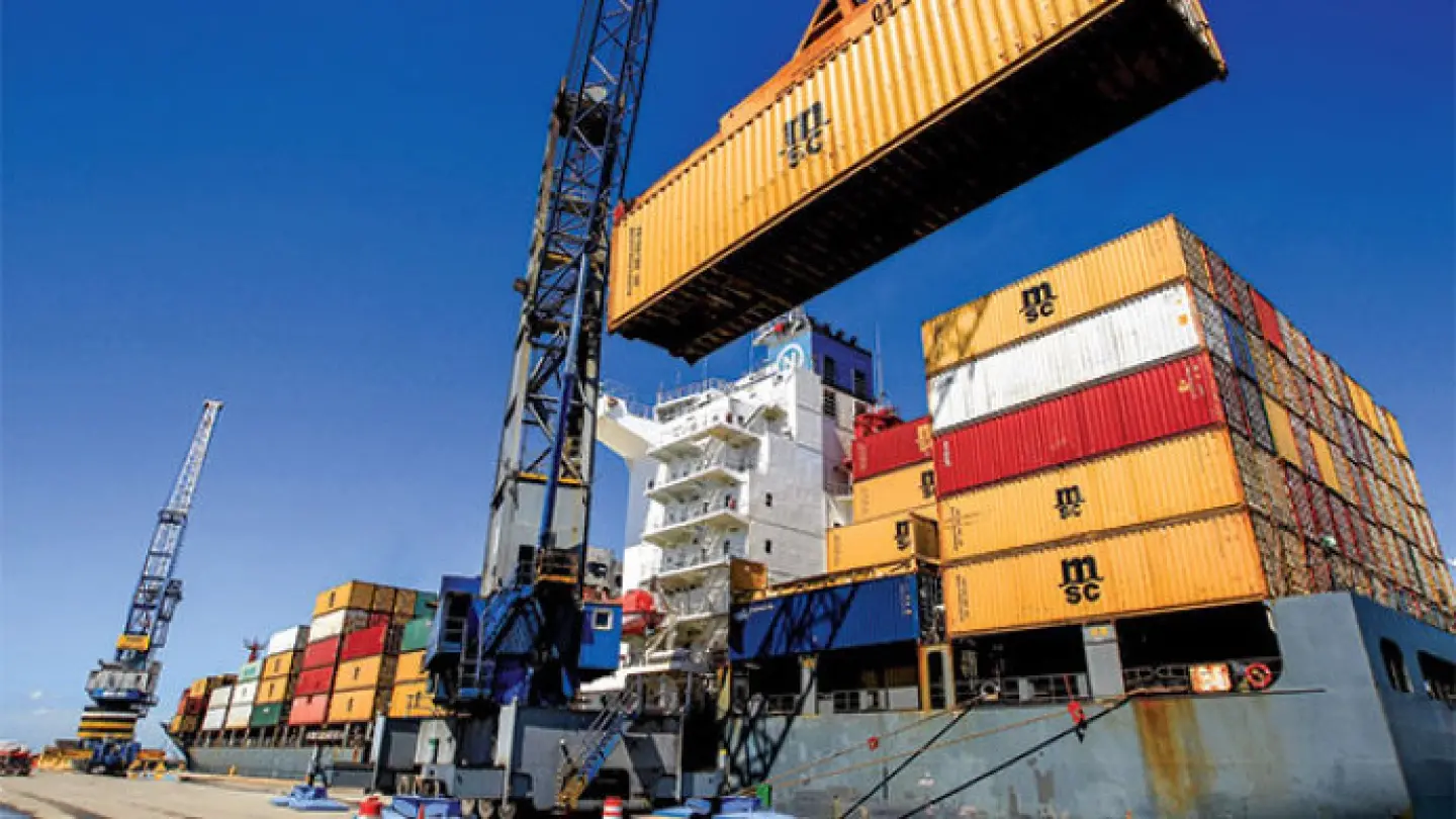 Imagem da notícia: Quais os possíveis impactos econômicos ao Ceará dos embates entre China e EUA? Entenda 