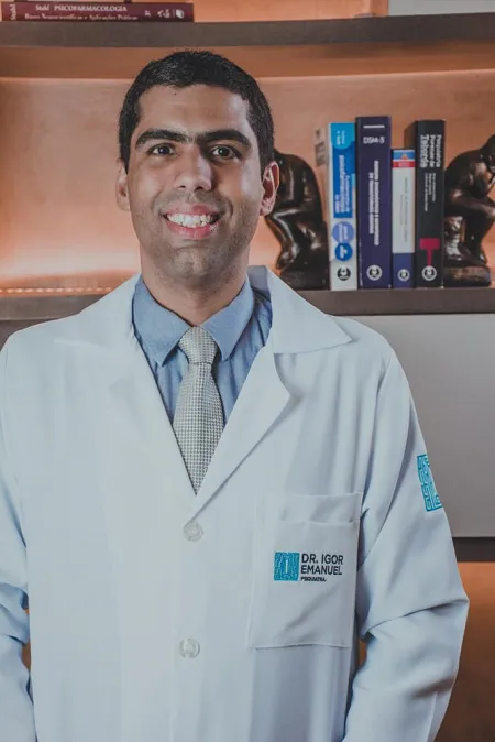 Dr. Igor Emanuel