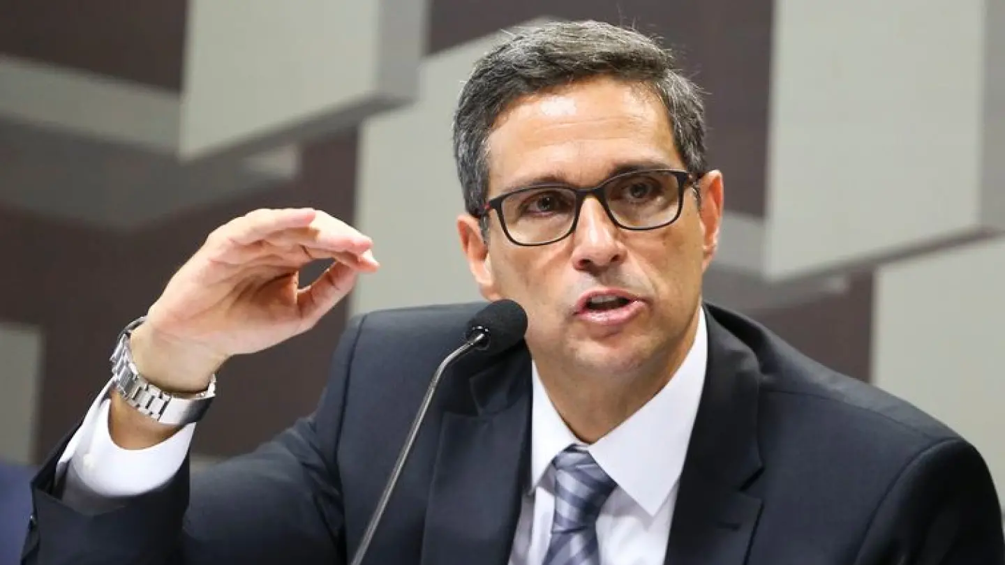 Imagem da notícia: Sondado pelo Nubank, Campos Neto vem a Fortaleza neste mês