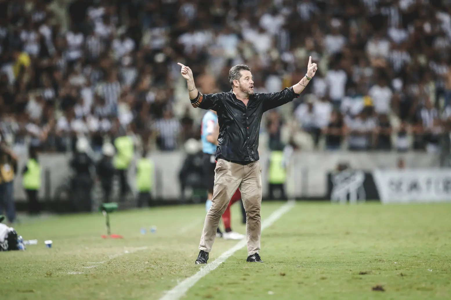 Imagem da notícia Ceará: temporada no começo e a paciência com Argel Fucks já acabou