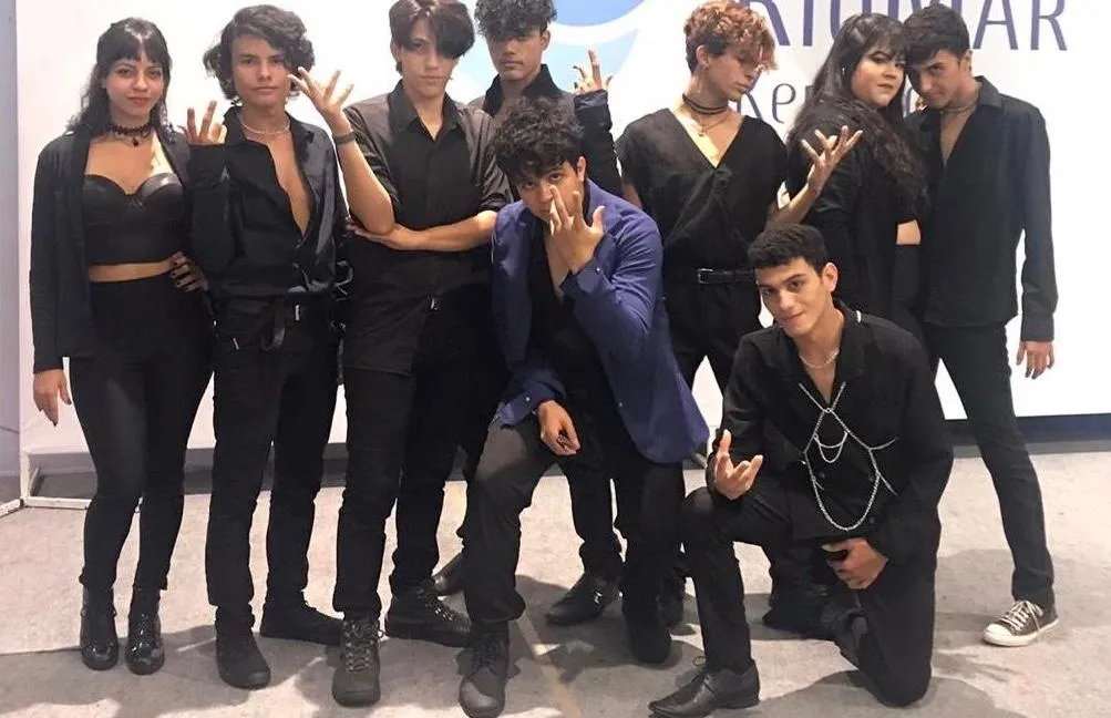 O grupo Kouhai participa de competições de coreografias de Kpop