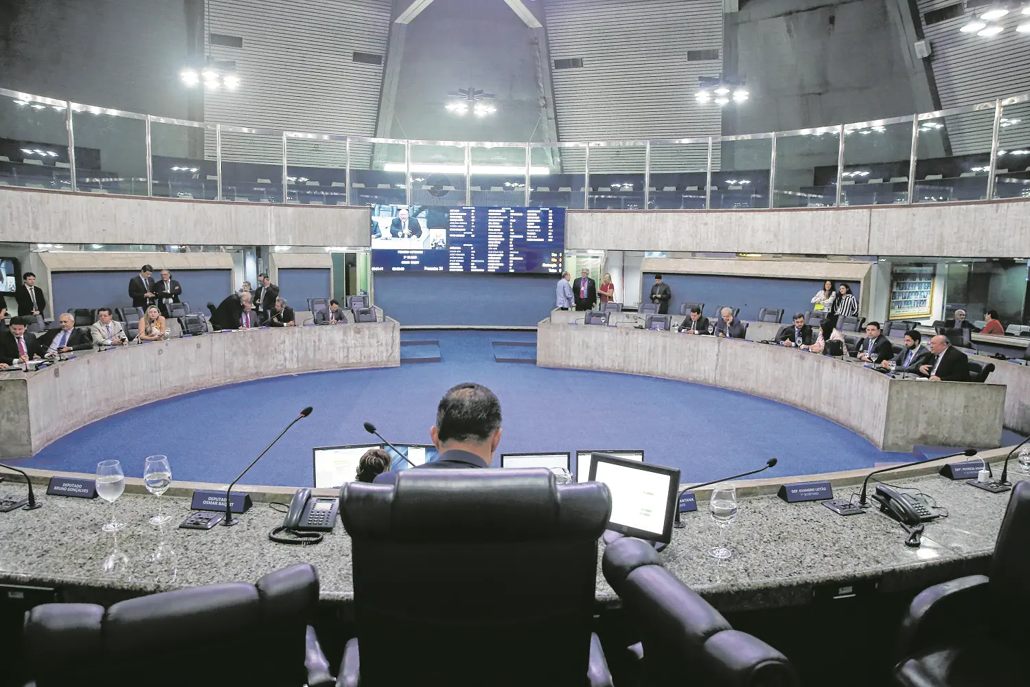 Imagem da notícia: Denúncias na AL-CE reacendem debate sobre decoro parlamentar