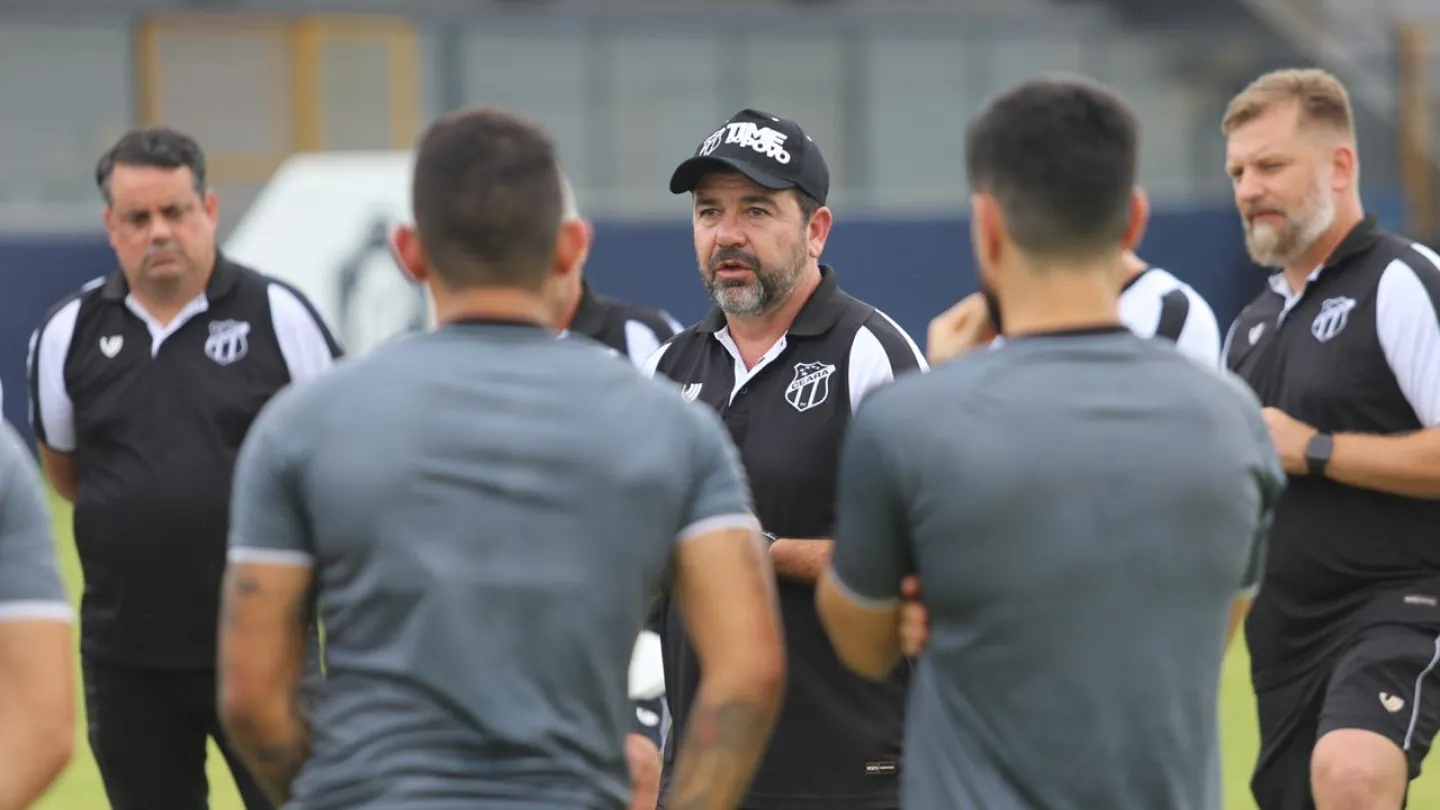 Enderson Moreira ajudou a consolidar o estilo de jogo do Vovô em 2020
