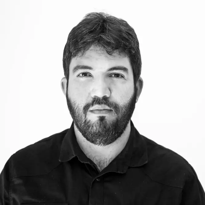 Foto frontal Armando Oliveira