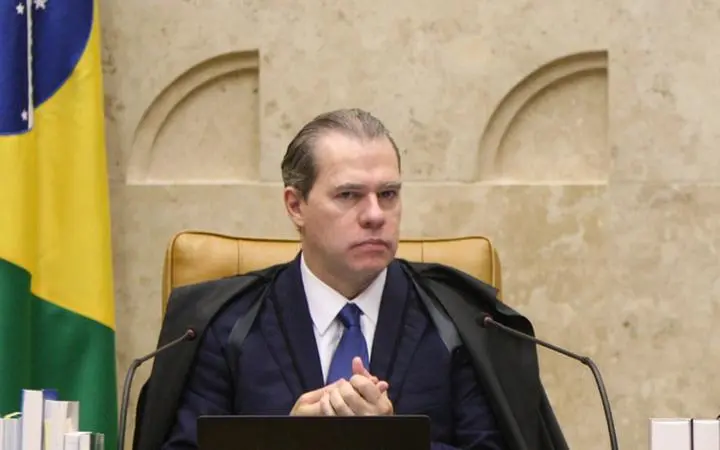 Imagem da notícia Toffoli recebe alta hospitalar, mas continua de licença até próximo domingo