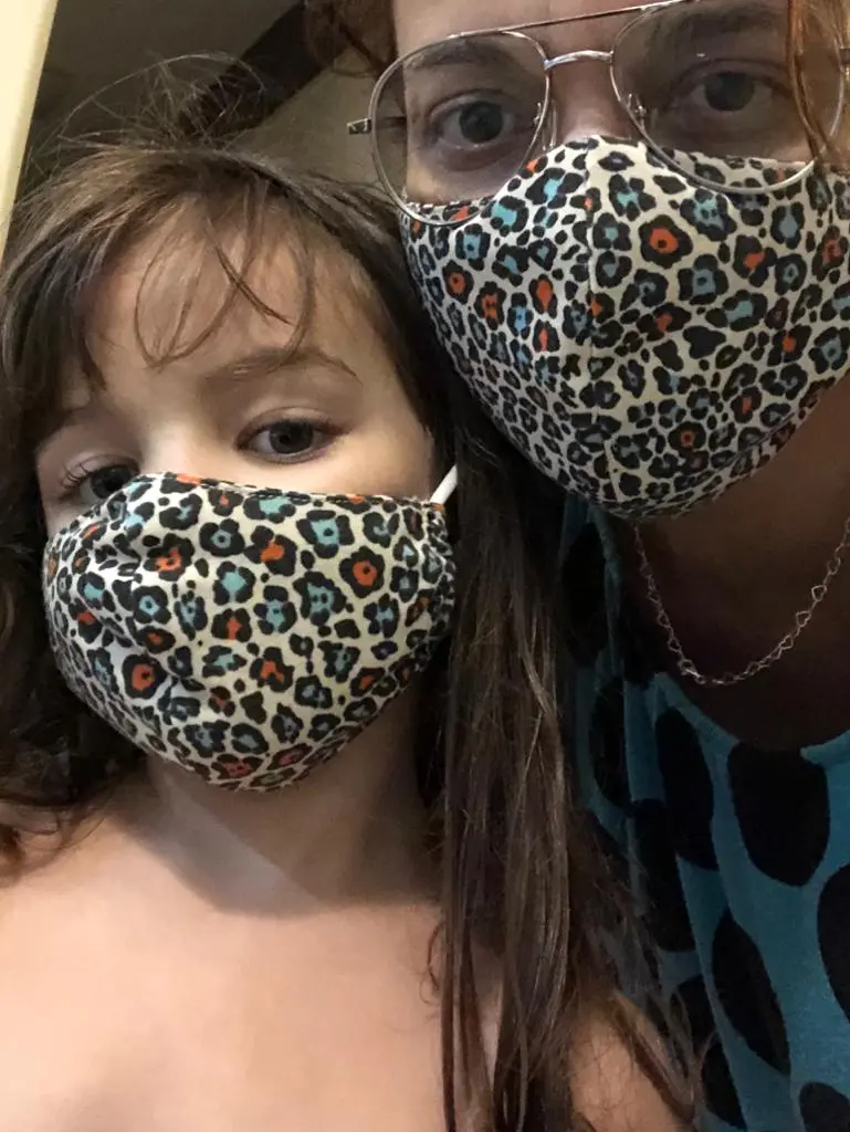 Imagem da notícia Uso de máscaras em crianças exige avaliação de tamanho e higiene para proteção contra Covid-19