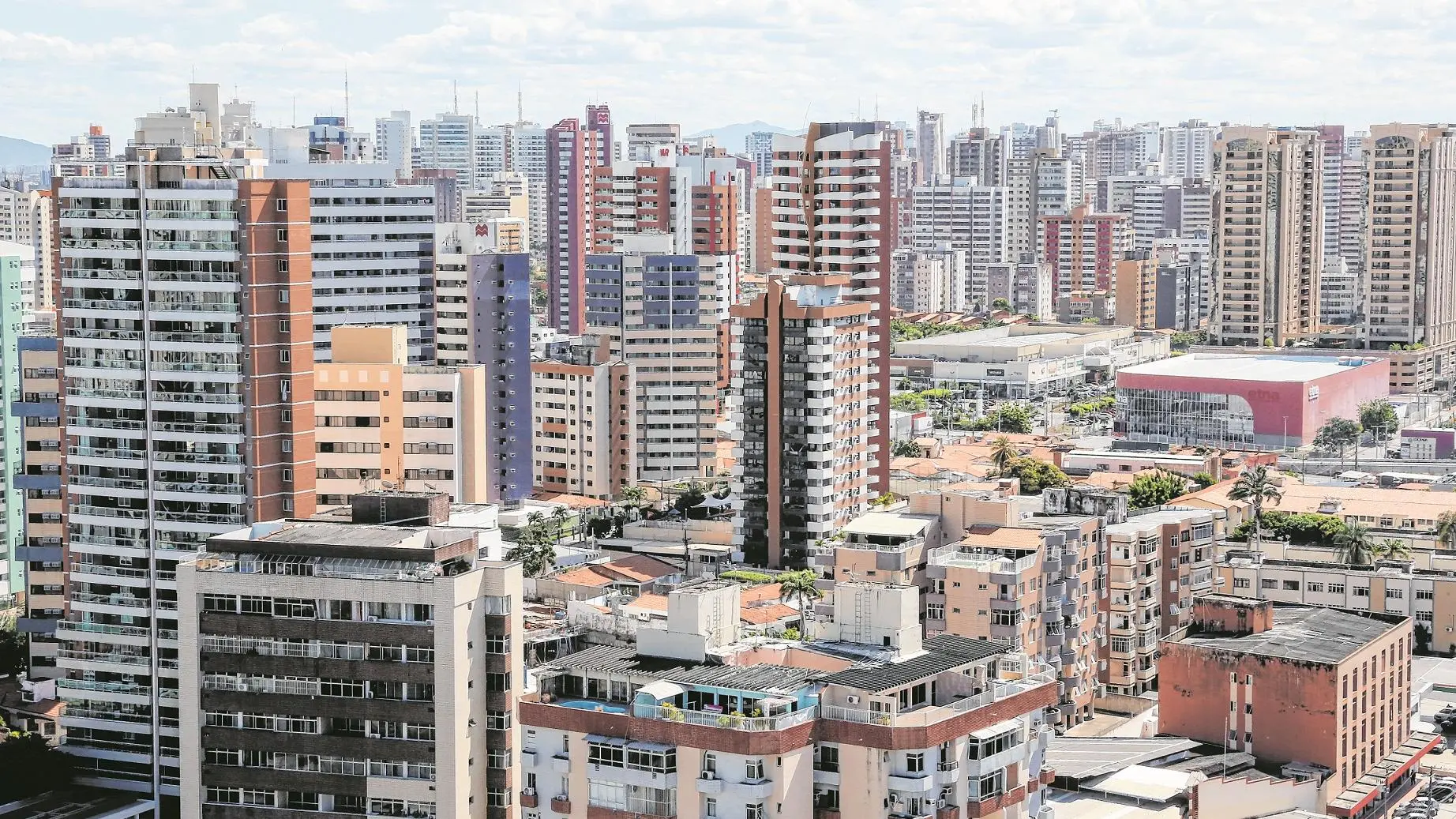 Imagem da notícia Imóveis: financiamentos no Ceará caem 16,6% entre janeiro e abril