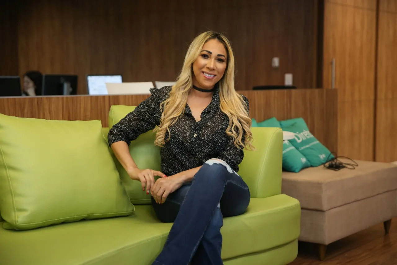 Taty Girl ensaia hits do projeto “Baú” para o especial junino do SVM