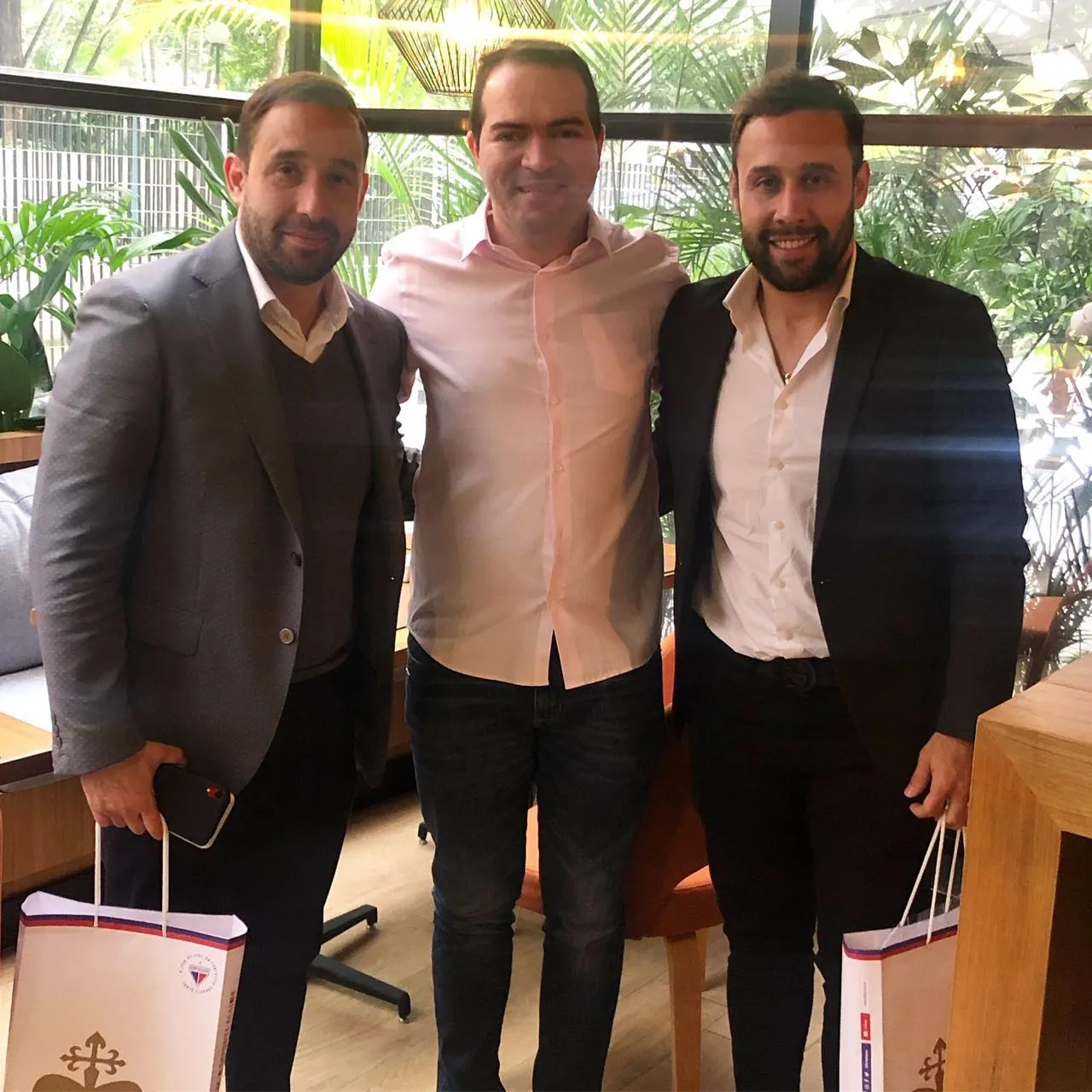 O presidente do Fortaleza, Marcelo Paz, se reuniu com representantes do time grego PAOK