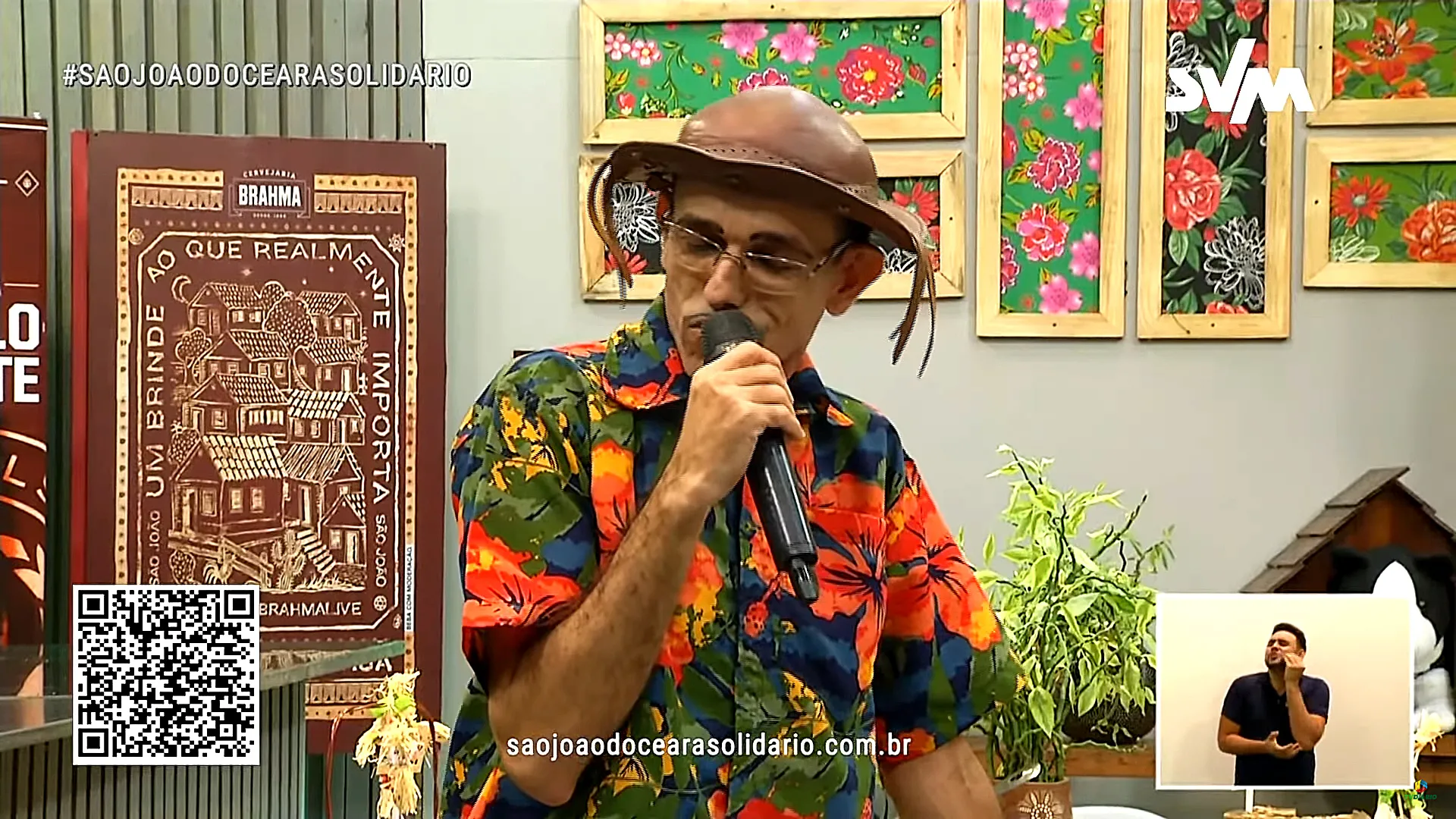 O humorista Oscar Brito foi atração do especial junino