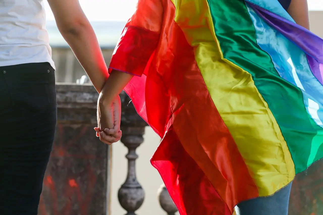 Imagem da notícia: Cearenses LGBTI+ relatam como autoaceitação mantém firme a luta por respeito