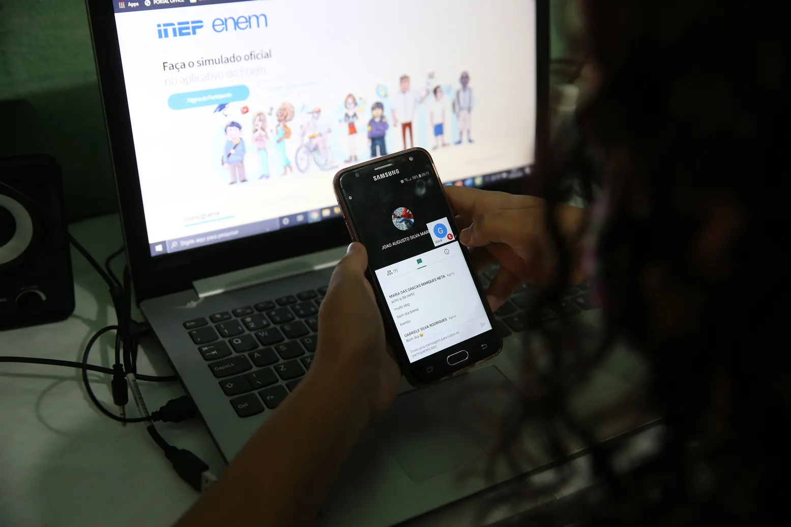 Alunos tiveram que aprender um novo jeito de estudar de casa, sem a interferência direta do professor