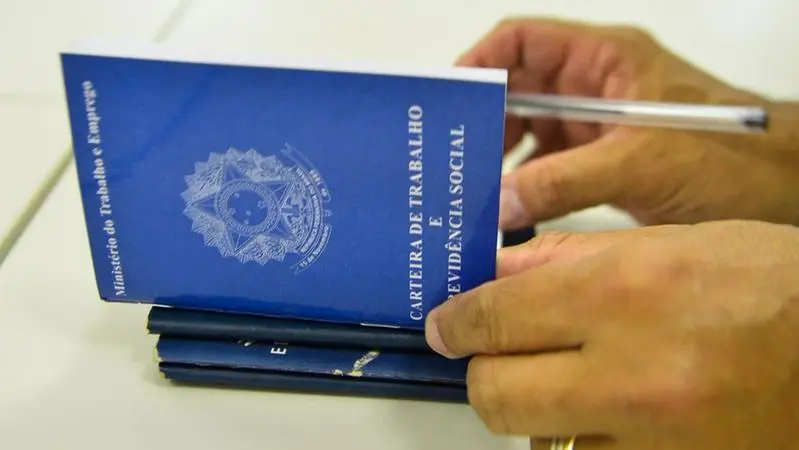 Imagem da notícia: Emprego: 3 mil vagas devem ser disponibilizadas para trabalho temporário no fim do ano, prevê IDT