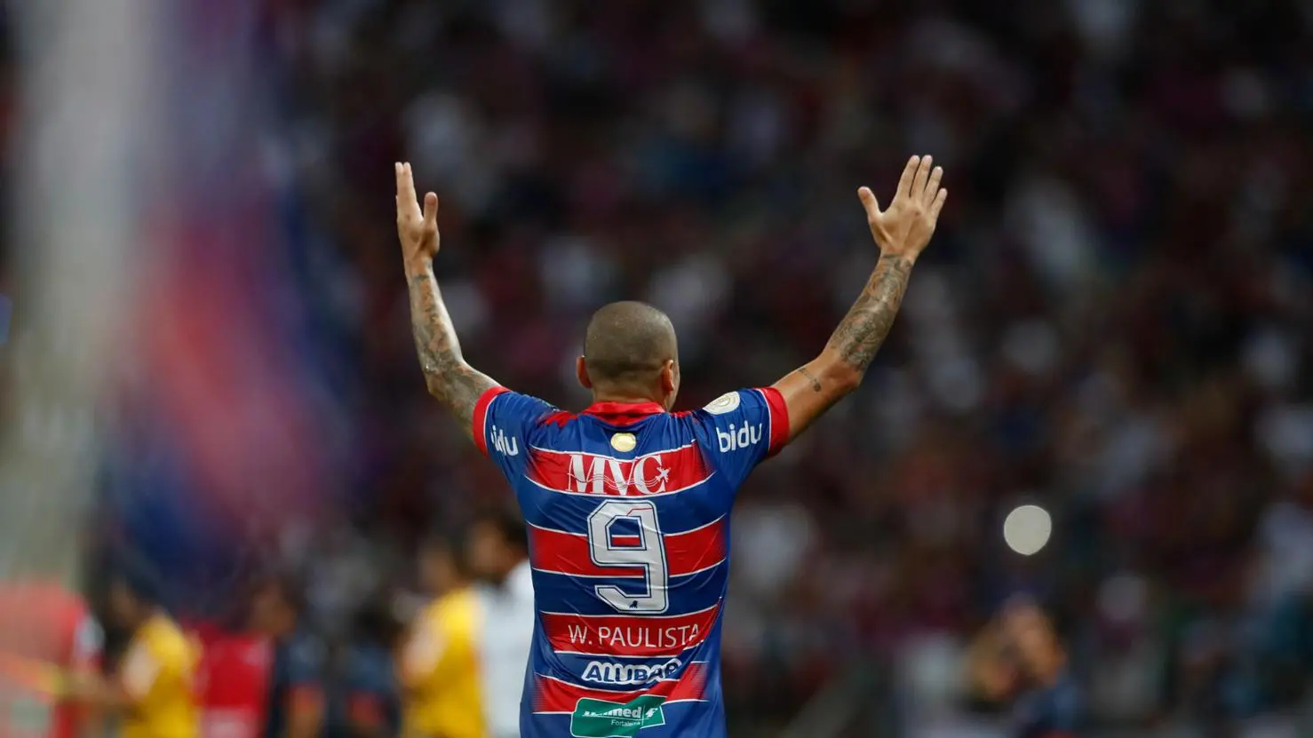 Imagem da notícia: Wellington Paulista fala sobre briga pela titularidade: 