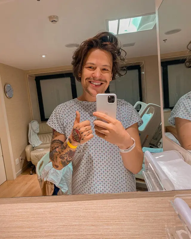 Imagem da notícia: Saulo Poncio se recupera de cirurgia de apendicite em hospital no Rio de Janeiro