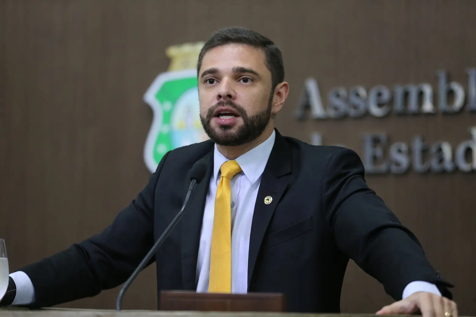 Imagem da notícia: Líder de Camilo e Izolda, Júlio César vai comandar a principal comissão da Assembleia Legislativa