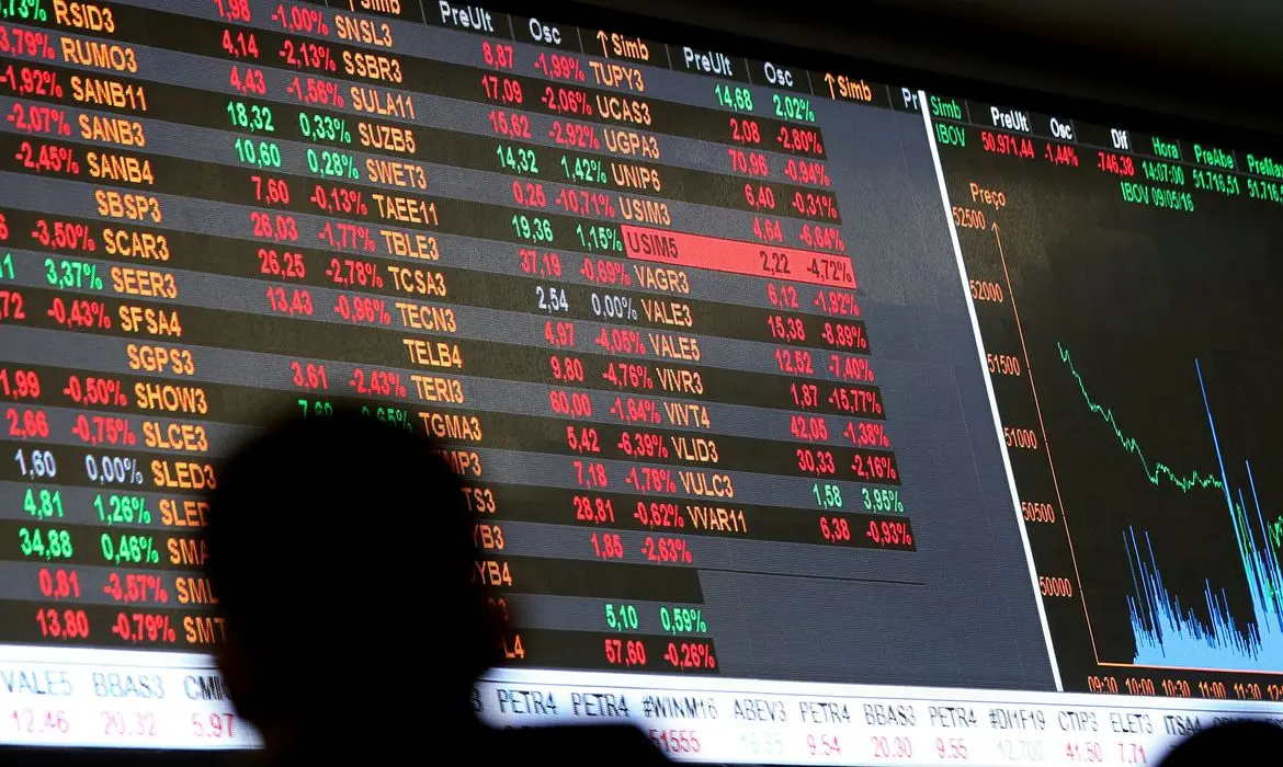 Imagem da notícia: Veja as 20 empresas preferidas pelos brasileiros para investimento em ações nos Estados Unidos
