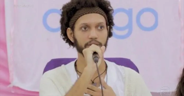 Imagem da notícia: Guru é preso por crimes sexuais anteriores à Comunidade Afago