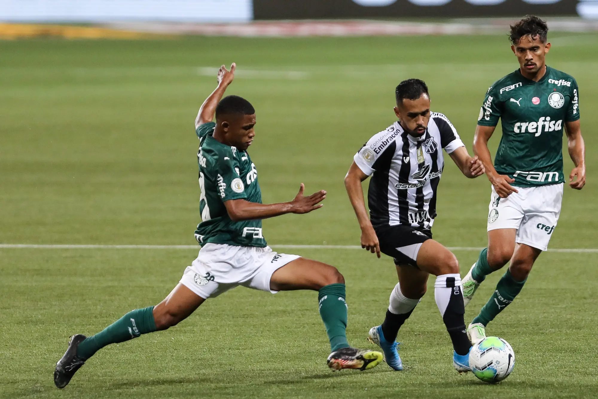 Imagem da notícia: Com time misto, Ceará perde para Palmeiras na Série A