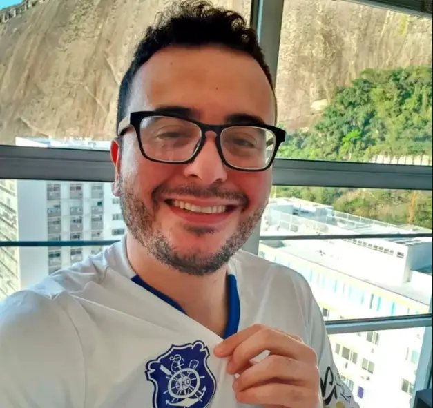 Imagem da notícia: Morre voluntário brasileiro que participava de testes da vacina de Oxford contra a Covid-19 