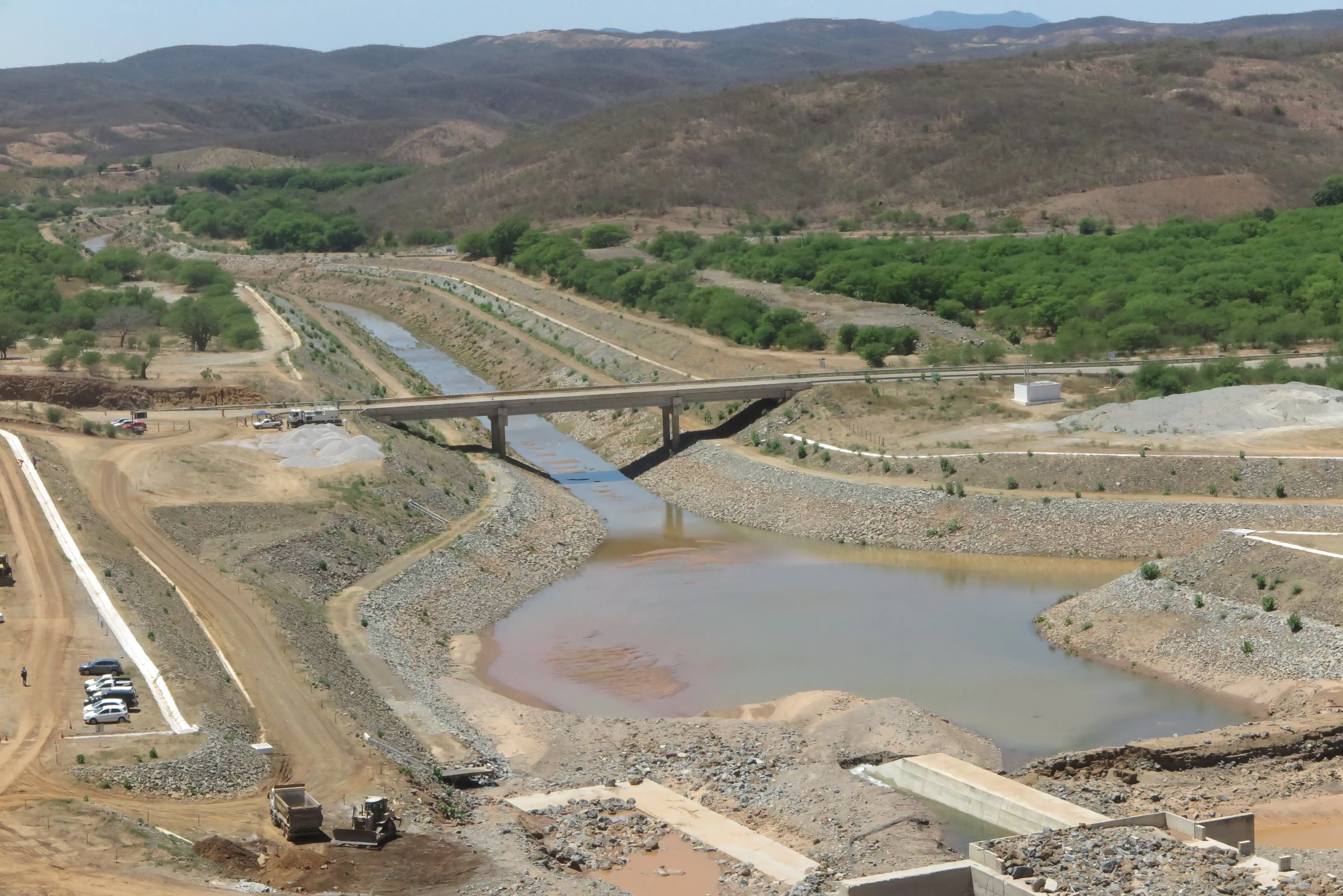 Imagem da notícia: Projeto São Francisco: bombeamento suspenso preocupa o Ceará