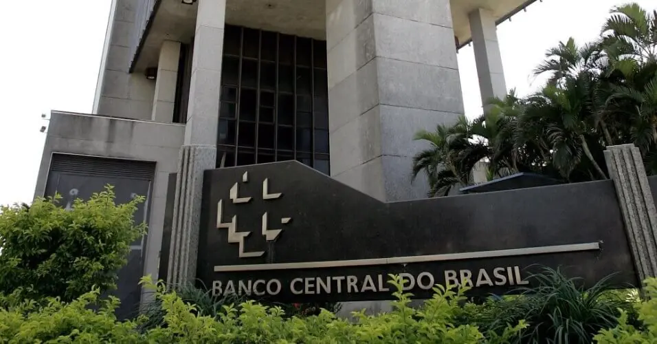 Imagem da notícia: Open banking e Pix atrasam início da portabilidade de cheque especial