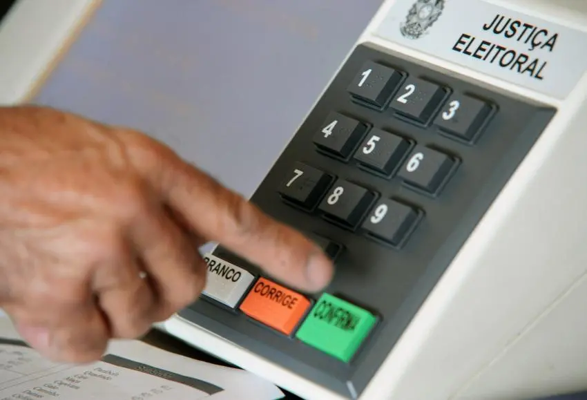 Imagem da notícia: Tira-dúvidas Eleições 2020: Saiba tudo sobre a votação, de horários a cuidados com a Covid