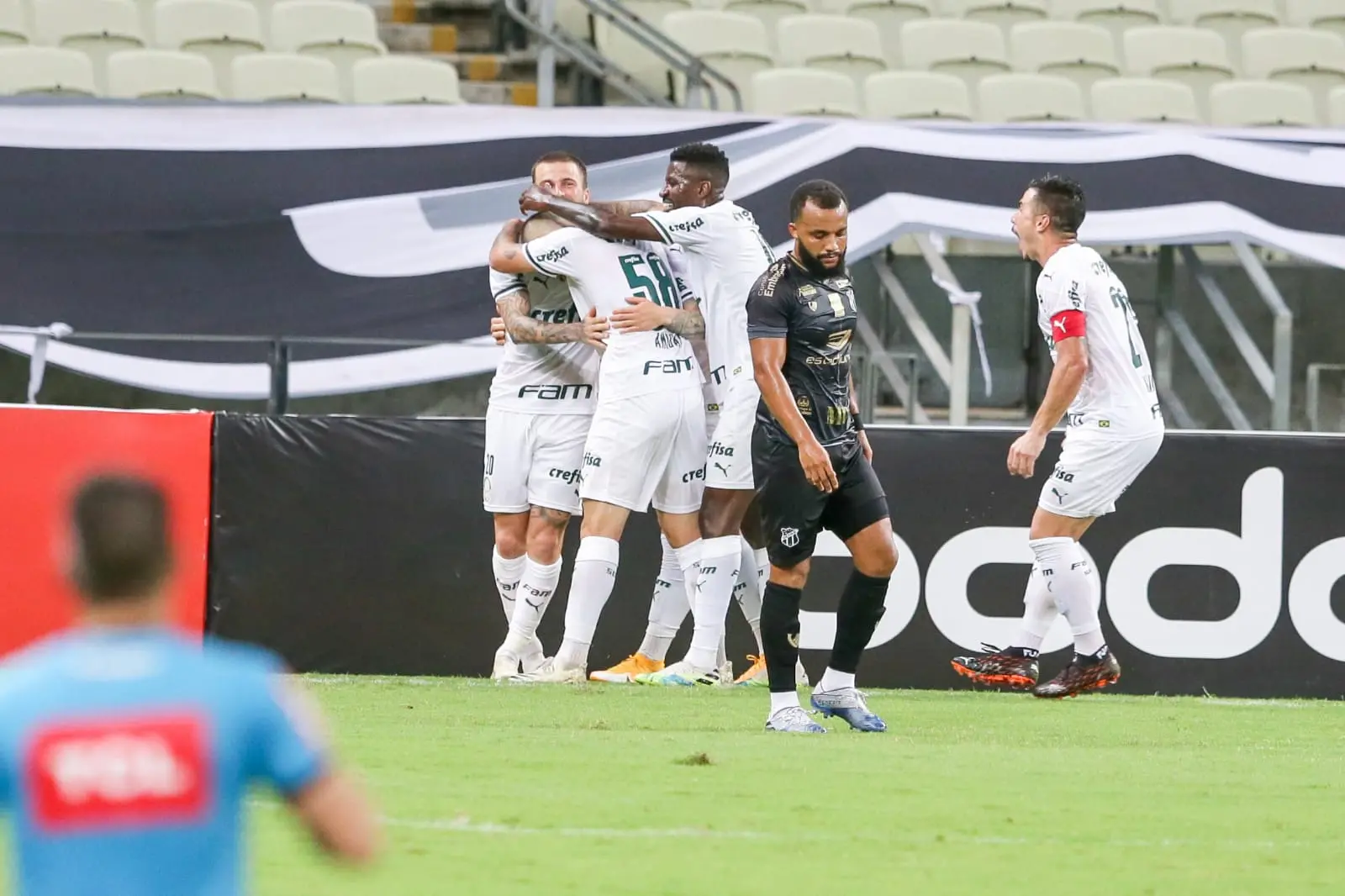 Imagem da notícia: Ceará empata em 2 a 2 com Palmeiras e é eliminado da Copa do Brasil