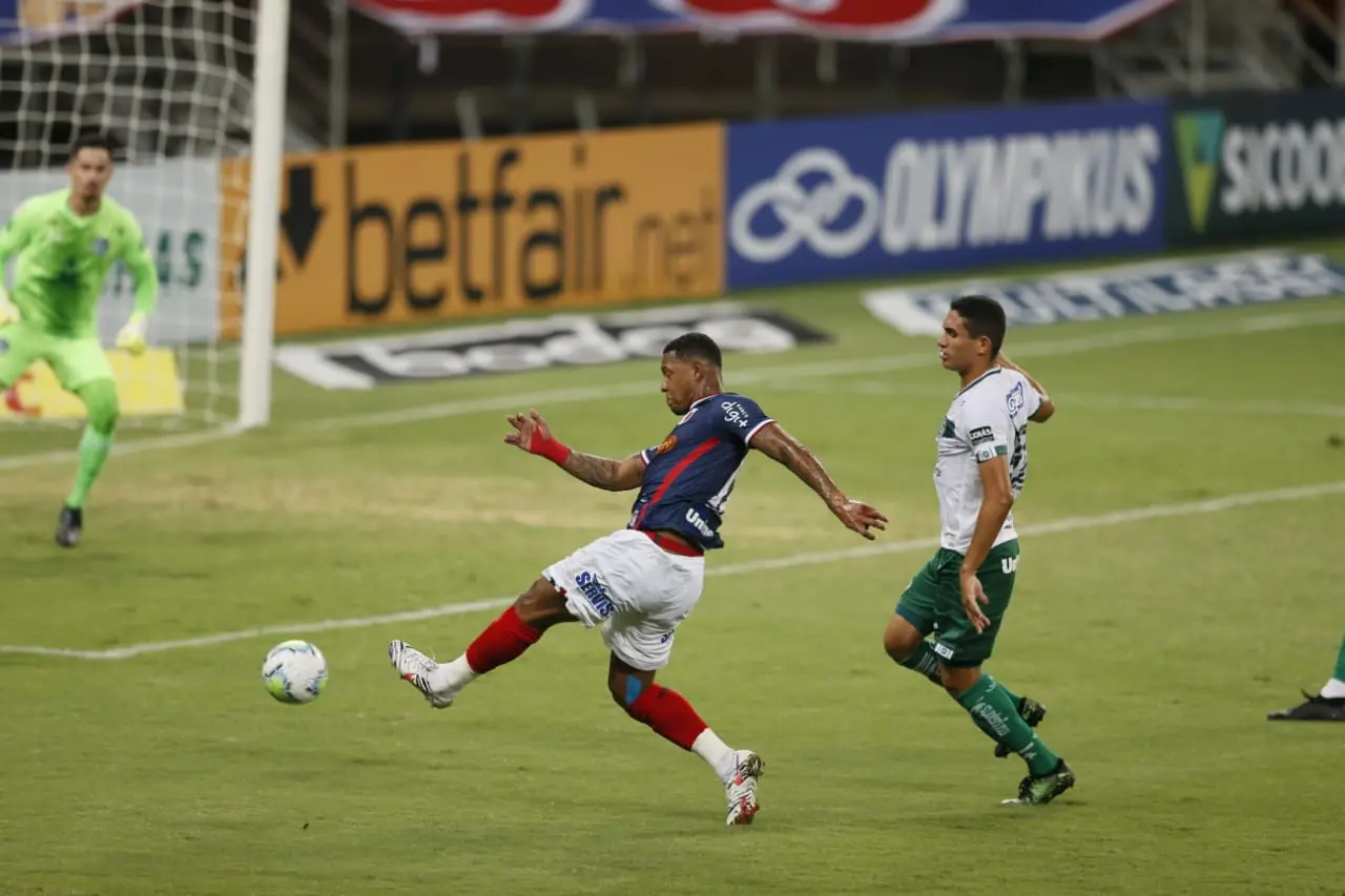 Imagem da notícia: Com Wellington Paulista, Fortaleza busca empate contra Goiás na Arena Castelão