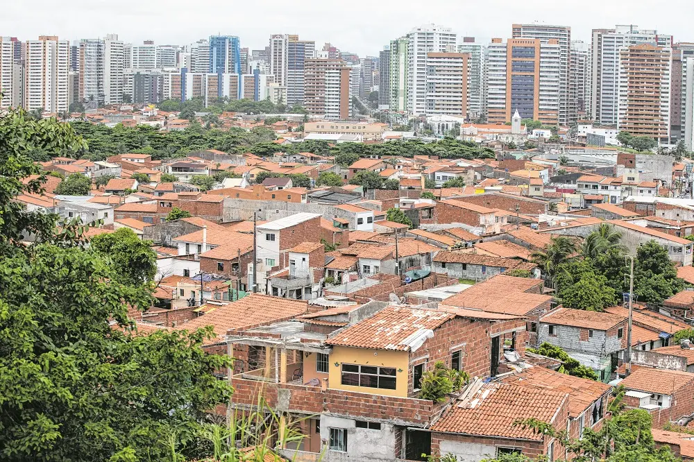 Imagem da notícia: Da construção de casas à adaptação aos efeitos da Covid na cidade: os desafios prioritários de Sarto