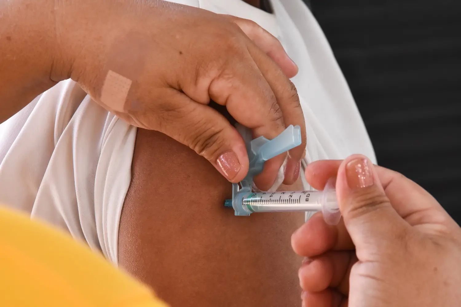Imagem da notícia: USP busca voluntários para testar vacina contra HIV
