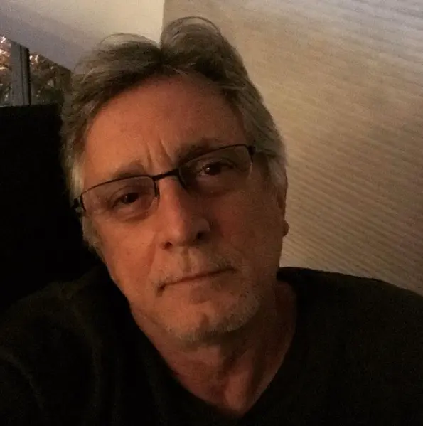 Imagem da notícia: Ator Eduardo Galvão morre aos 58 anos devido à Covid-19