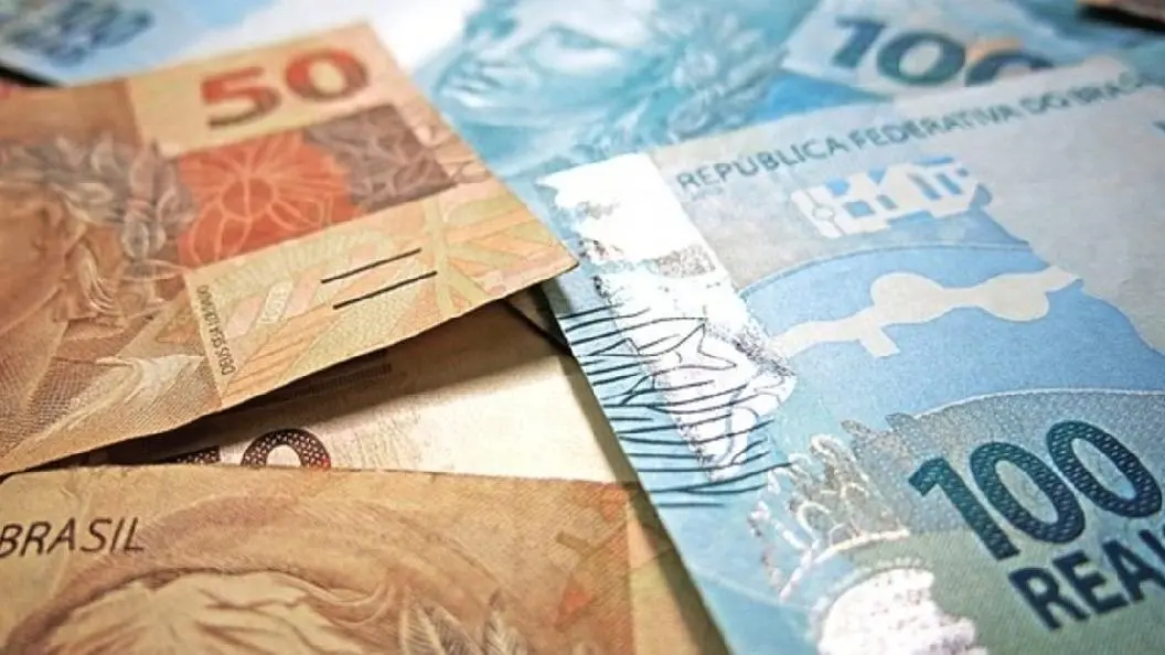 Imagem da notícia: Aumento do limite do consignado eleva risco de endividamento