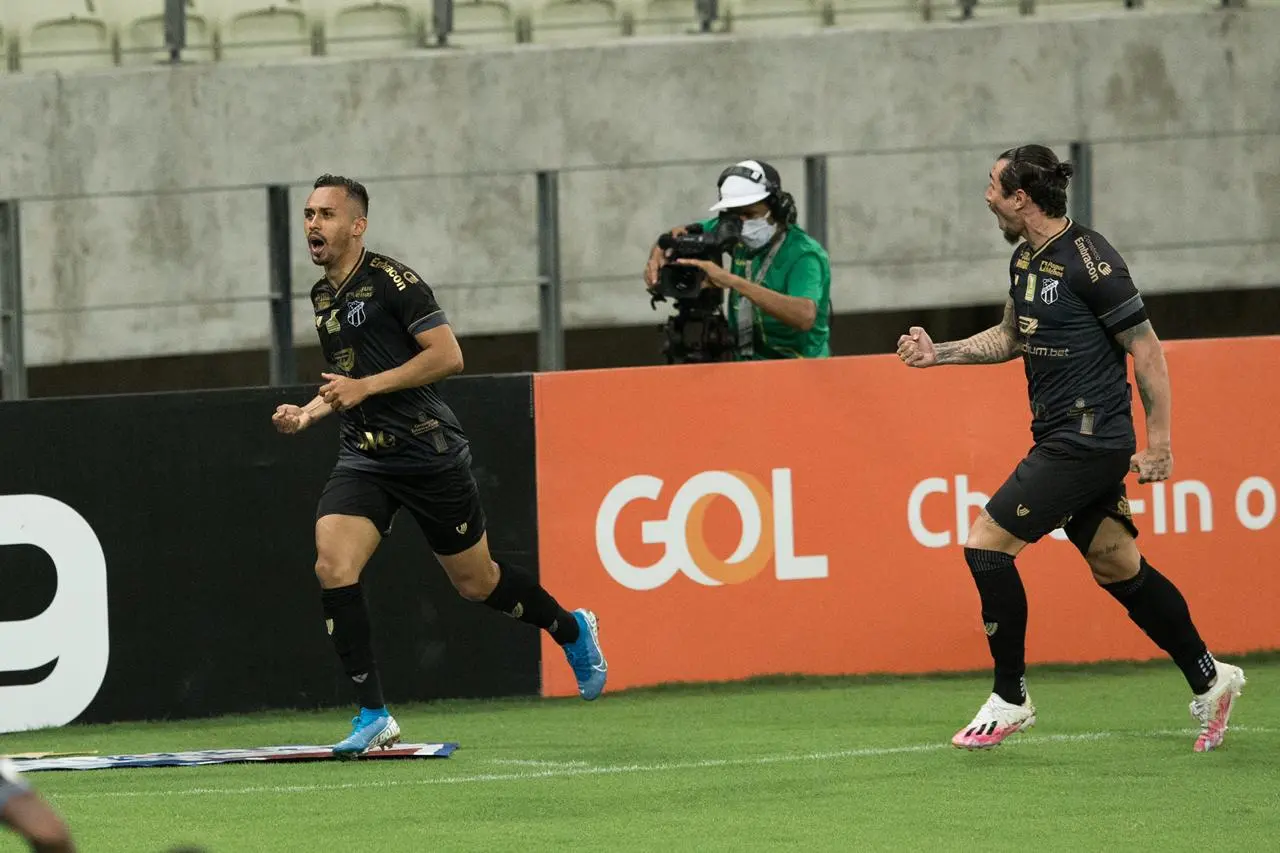 Imagem da notícia: Momentos sublimes da vitória alvinegra 