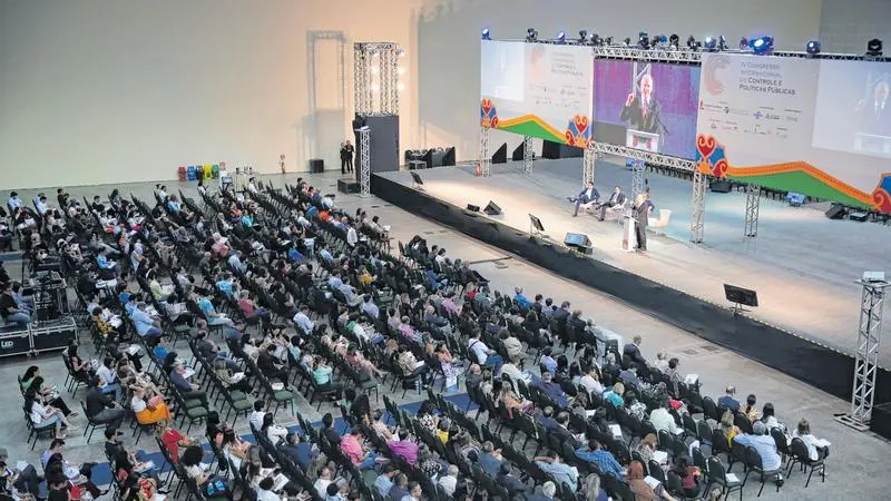Imagem da notícia: Setor de eventos deve pedir apoio tributário e flexibilização de acesso ao crédito