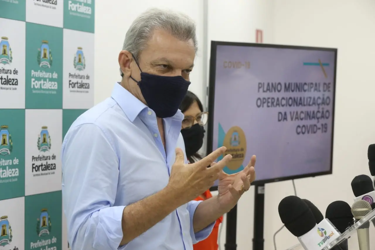 Imagem da notícia: Fortaleza recebe 80 mil doses nesta primeira fase de vacinação 