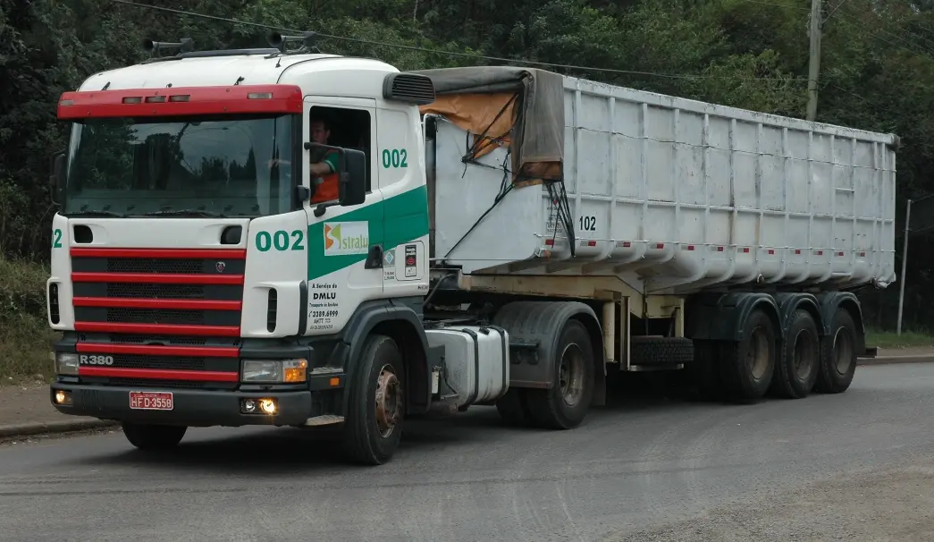 Imagem da notícia: Governo publica nova tabela do frete rodoviário com reajuste de até 2,51%  