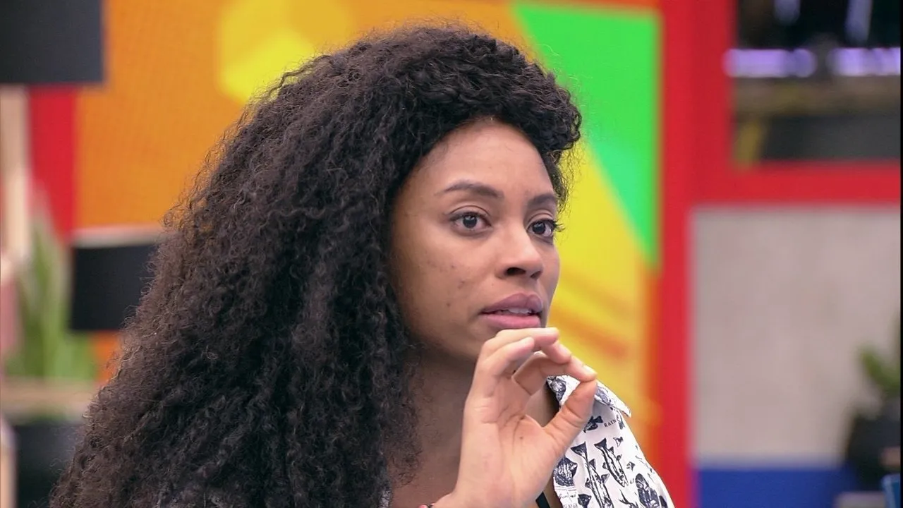 A participante Lumena se posicionou e levantou o debate