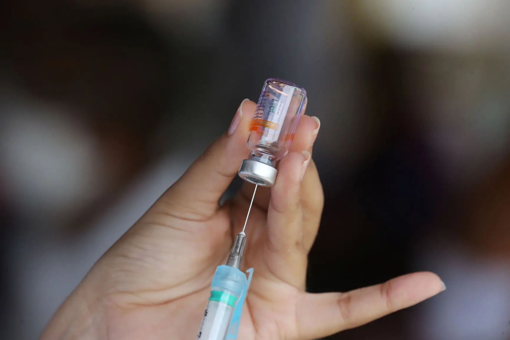 Imagem da notícia: Governo Federal se manifesta e deve adquirir 54 milhões de doses de vacina, diz Butantan