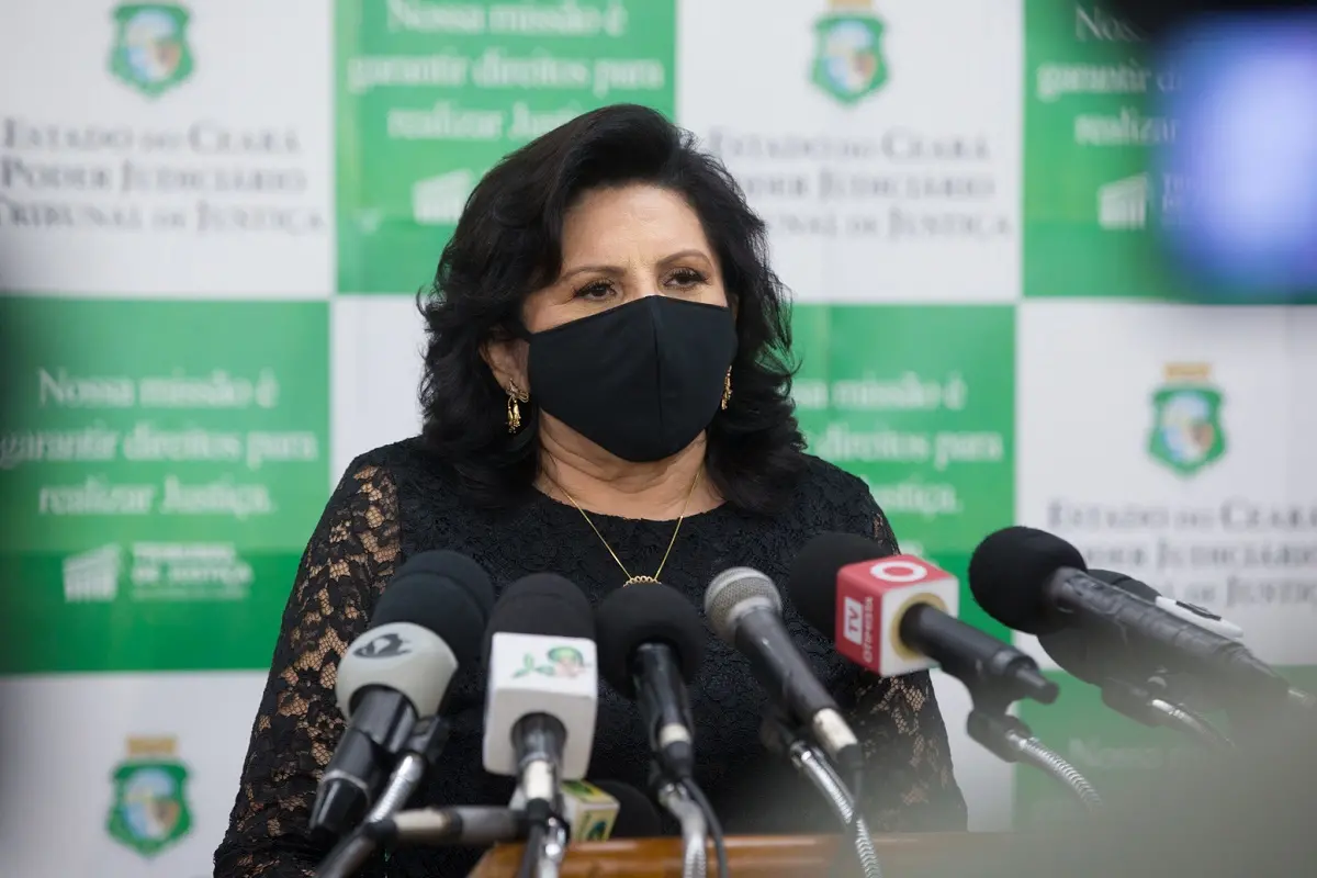 Imagem da notícia: Terceira mulher presidente do TJCE, Nailde Pinheiro promete transformação digital com humanização
