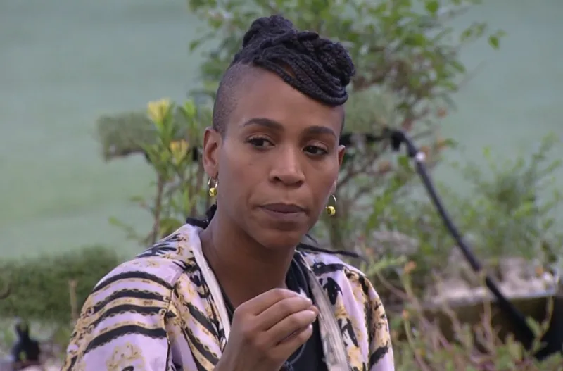 Karol Conká tem recebido críticas, e internautas pedem expulsão da cantora do BBB 21.