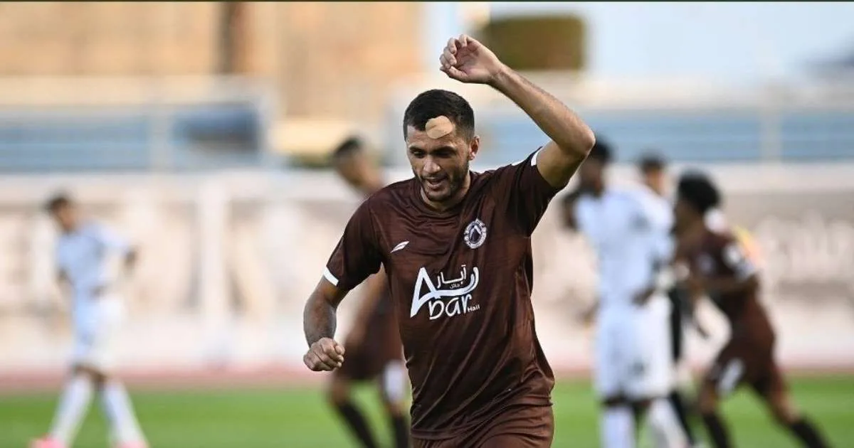 No exterior, Cariús defendeu o Al Jabalain, da Arábia Saudita