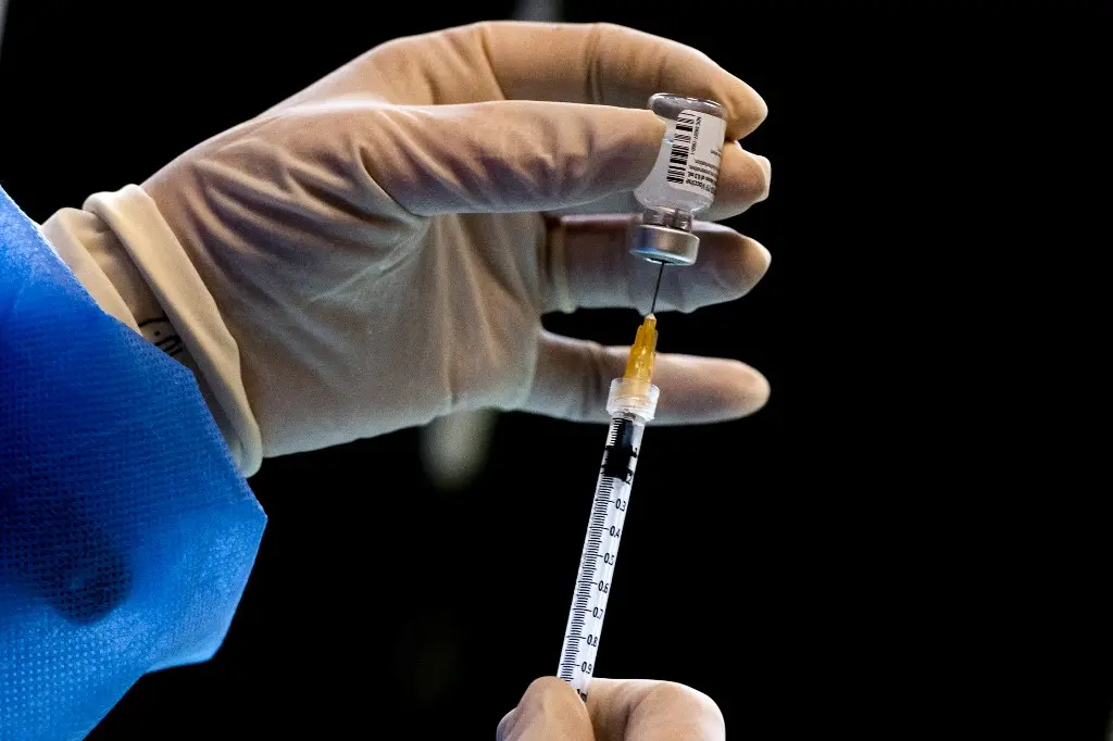 Imagem da notícia: Vacina da Pfizer contra Covid-19 neutraliza variantes do Reino Unido e da África do Sul