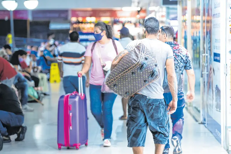 Imagem da notícia: Fiscalização para coibir aglomerações de Carnaval começa nesta sexta-feira