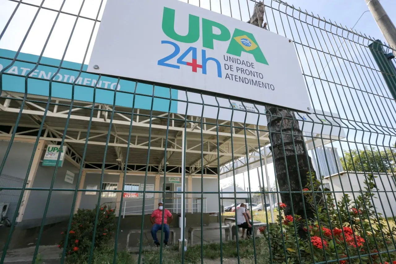 Imagem da notícia: UPAs de Fortaleza terão reforço de 170 leitos extras para Covid-19 até semana que vem, diz Sarto