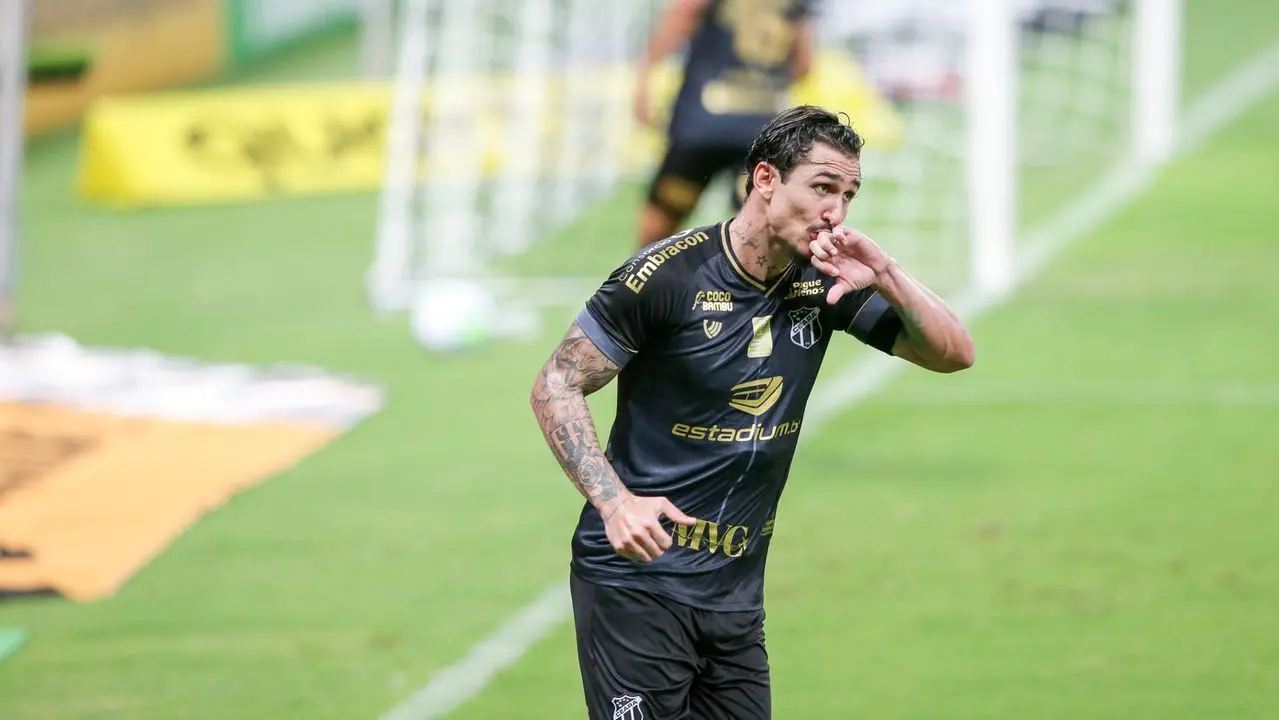 Imagem da notícia: Saiba quanto o Ceará vai receber de premiação após terminar Série A em 11º lugar