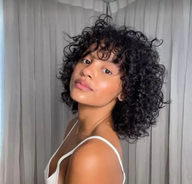 Imagem da notícia: Gleici Damasceno, campeã do BBB 18, deseja participar de retorno do No Limite: 'Me chama que eu vou'