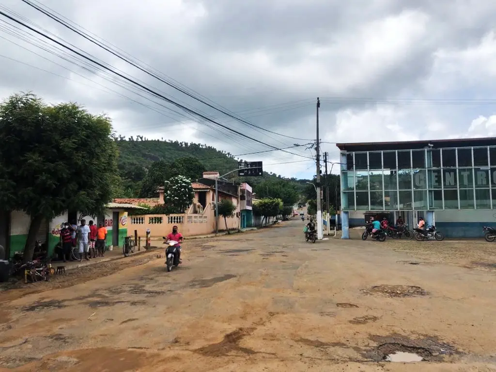 Imagem da notícia: Meruoca se torna a terceira cidade a decretar lockdown no Ceará após aumento de casos da Covid-19