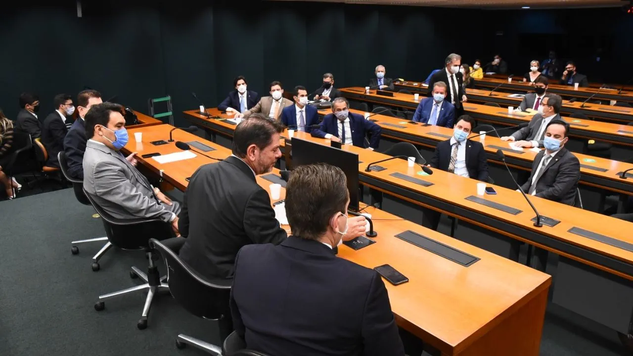 Reunião para definição das emendas da bancada cearense em 2021